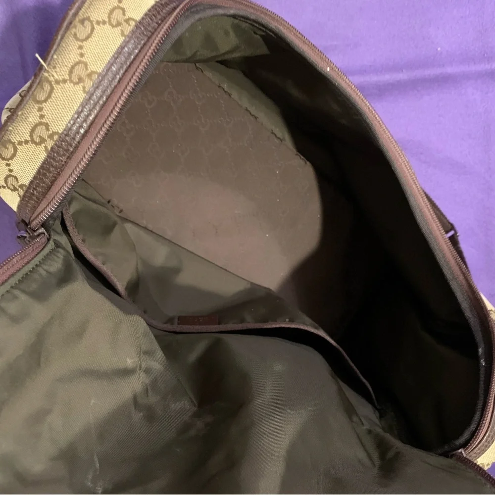 Gucci GG Canvas Messenger Bag